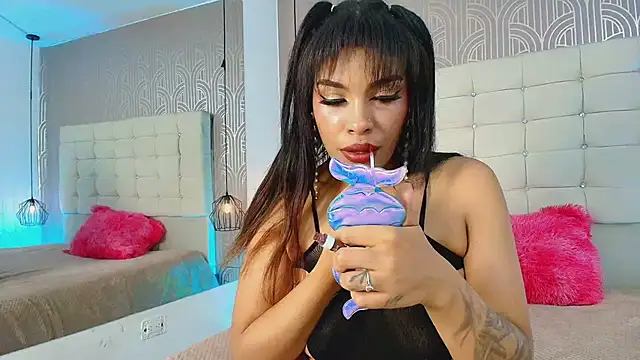 LexieBloom online show from 19, 4, 2026