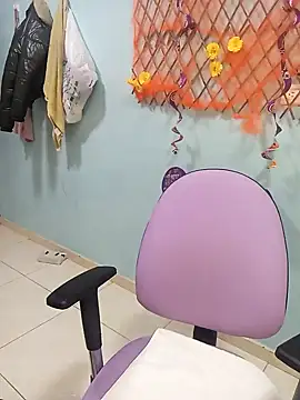 karinnahotdirty online show from 17, 10, 2025