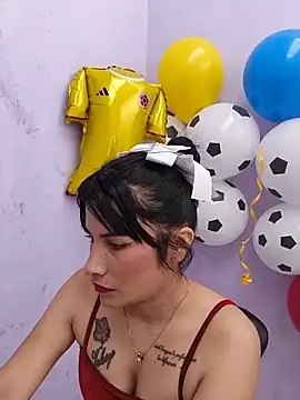Snapshot of karinnahotdirty chatting on 4, 7, 2026 karinnahotdirty online show from 4, 7, 2026