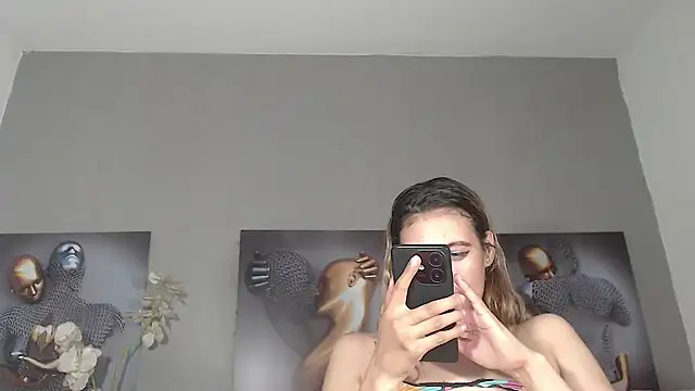 AntonellaBlanc online show from 10, 4, 2026