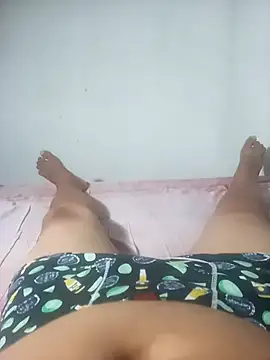 Snapshot of cora08 chatting on 27, 11, 2025 cora08 online show from 27, 11, 2025