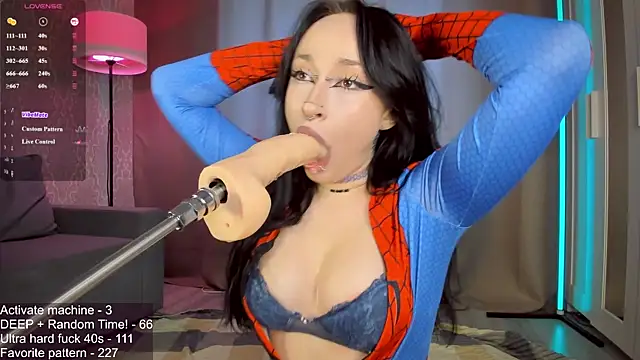 Juicy Vikki online show from 27, 6, 2026