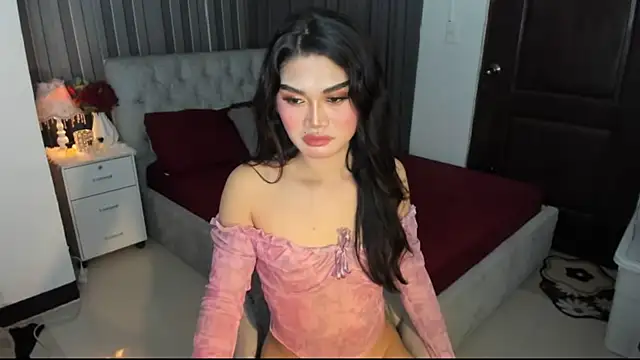 Iamyourbabyalicia online show from 24, 9, 2025