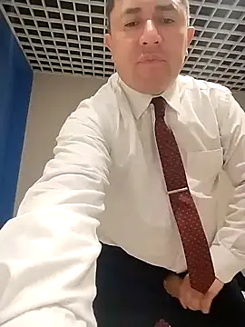 BigCristh79 online show from 11, 11, 2025