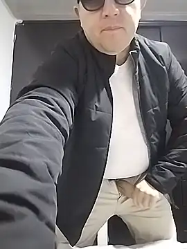 BigCristh79 online show from 11, 6, 2026