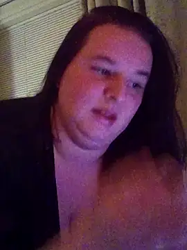 Snapshot of Curvaceouscarla chatting on 6, 10, 2025 Curvaceouscarla online show from 6, 10, 2025