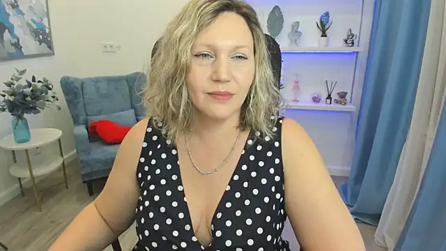 Snapshot of NinaStarle chatting on 9, 5, 2026 NinaStarle online show from 9, 5, 2026