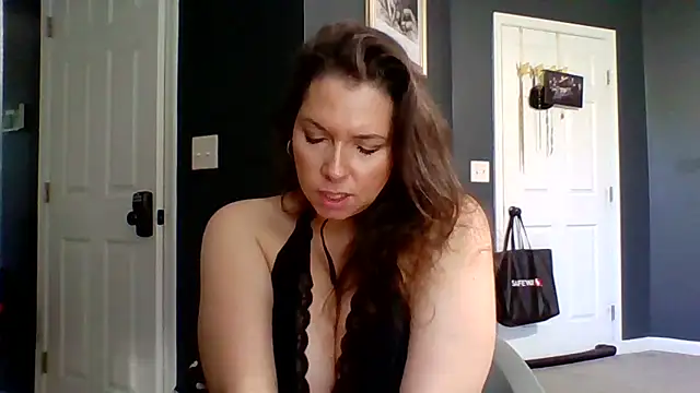 Snapshot of Melissamarcosx4 chatting on 3, 6, 2026 Melissamarcosx4 online show from 3, 6, 2026