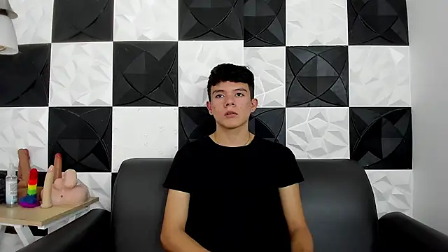 AndyFame1 online show from 4, 12, 2025