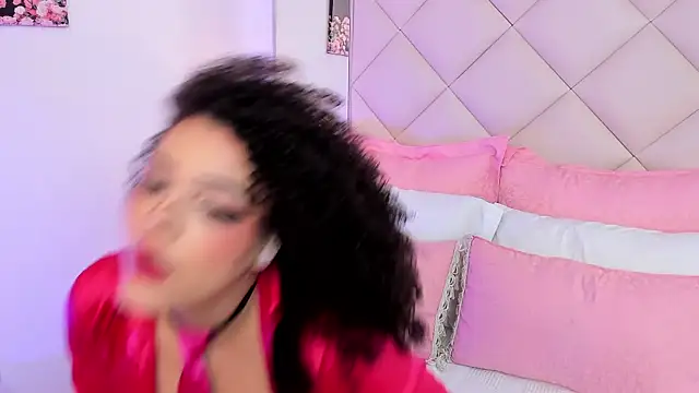 Snapshot of LilBoonew chatting on 7, 11, 2025 LilBoonew online show from 7, 11, 2025