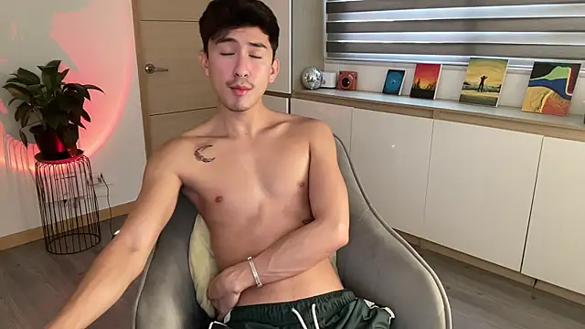 sweettaaron01 online show from 9, 10, 2025