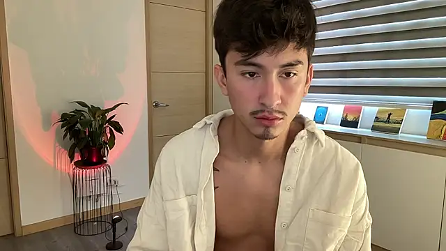 sweettaaron01 online show from 15, 10, 2025