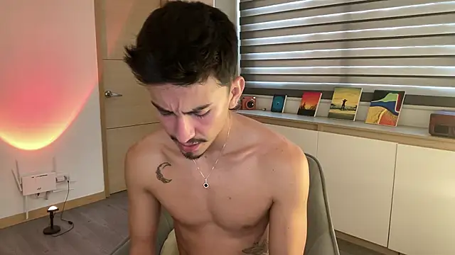 sweettaaron01 online show from 12, 11, 2025