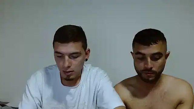 Snapshot of Maiki_Foxx chatting on 3, 10, 2025 Maiki Foxx online show from 3, 10, 2025