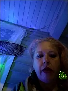 Snapshot of anonymity_awaits@xh chatting on 28, 9, 2025 anonymity awaitsxh online show from 28, 9, 2025