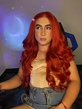 Snapshot of AlineCosta_ chatting on 21, 12, 2025 AlineCosta online show from 21, 12, 2025