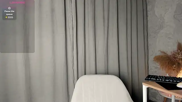 Katrina Carter online show from 5, 12, 2025