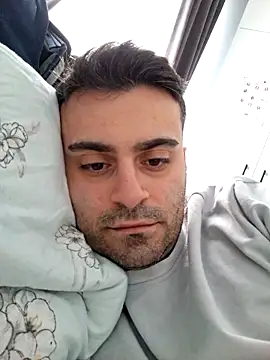 Obstacless online show from 3, 2, 2026