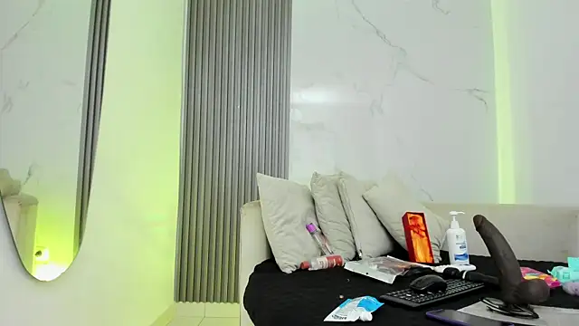 kiaratentation online show from 19, 9, 2025