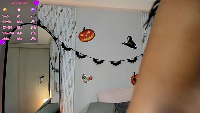 MissVioleet  online show from 19, 10, 2025