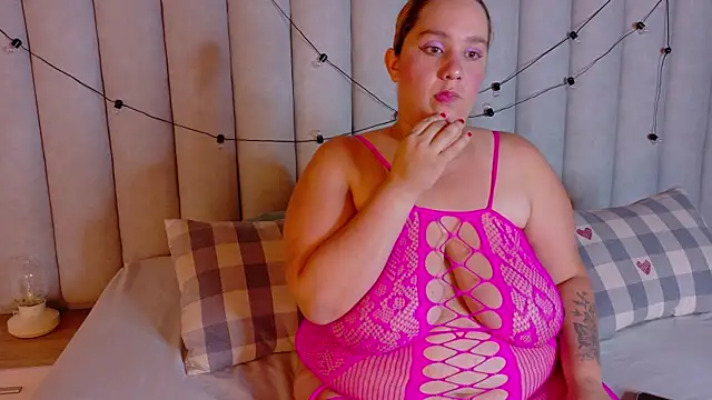 JenaCooper  online show from 15, 1, 2026