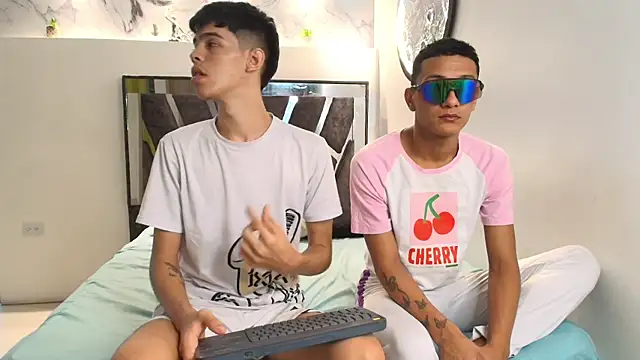 TWINKS FRIENDS online show from 12, 11, 2025