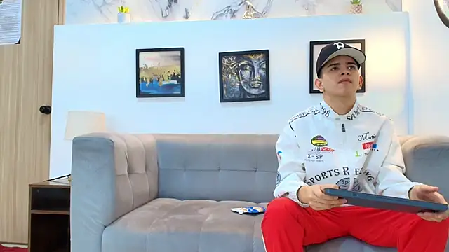 Snapshot of TWINKS_FRIENDS chatting on 26, 2, 2026 TWINKS FRIENDS online show from 26, 2, 2026