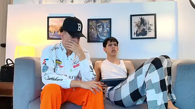 Snapshot of TWINKS_FRIENDS chatting on 2, 3, 2026 TWINKS FRIENDS online show from 2, 3, 2026