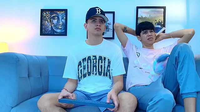 Snapshot of TWINKS_FRIENDS chatting on 30, 3, 2026 TWINKS FRIENDS online show from 30, 3, 2026