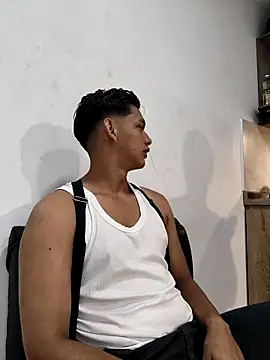 Hiroshi Shen online show from 25, 9, 2025