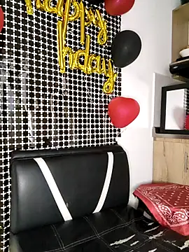 Hiroshi Shen online show from 12, 10, 2025