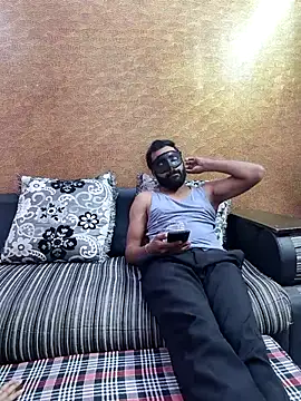 Snapshot of Iampriyaaa15 chatting on 2, 12, 2025 Iampriyaaa15 online show from 2, 12, 2025