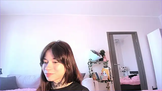 Snapshot of Passionate_Isabella chatting on 21, 11, 2025 Passionate Isabella online show from 21, 11, 2025