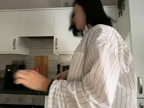 FrancescaXO online show from 29, 10, 2025