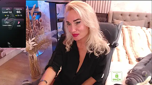 Snapshot of FreeBerryMILF chatting on 4, 4, 2026 FreeBerryMILF online show from 4, 4, 2026