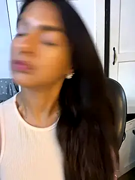 chicachocolate01 online show from 26, 10, 2025