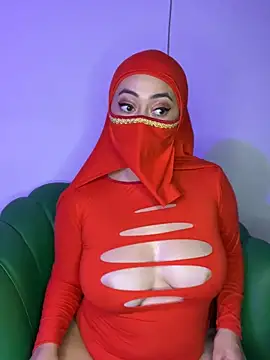 Aisha Malek online show from 28, 10, 2025