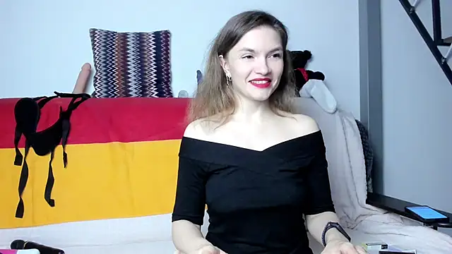 Katherine Twilight online show from 9, 1, 2025