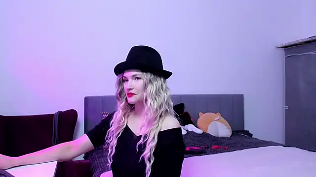 Katherine Twilight online show from 10, 10, 2025