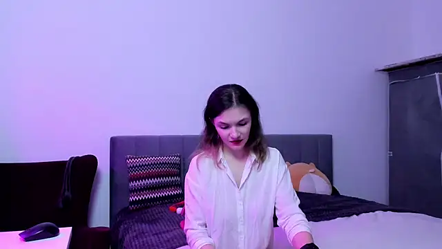 Katherine Twilight online show from 14, 11, 2025