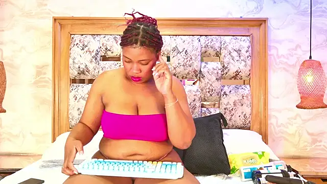 ZOLEY WATSON online show from 15, 4, 2026