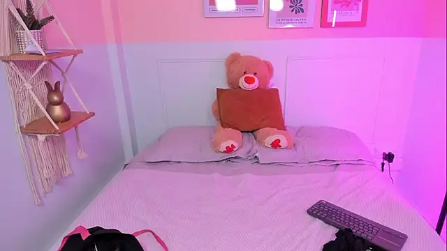 Camila Rivers online show from 7, 2, 2026