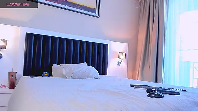 marrenaa online show from 18, 11, 2025