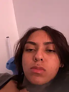 Snapshot of iamkatty_ chatting on 21, 9, 2025 iamkatty  online show from 21, 9, 2025