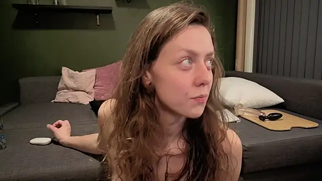 Eveline Beauty Kitty online show from 3, 3, 2026