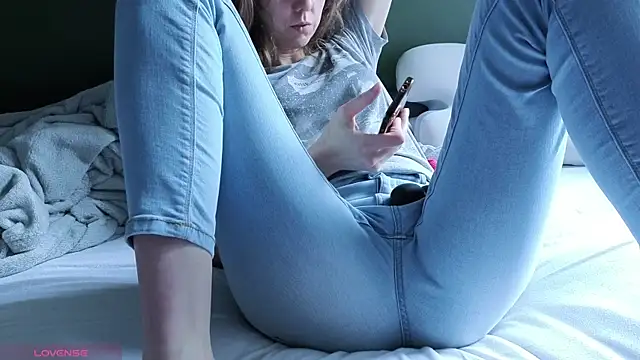 Eveline Beauty Kitty online show from 16, 4, 2026