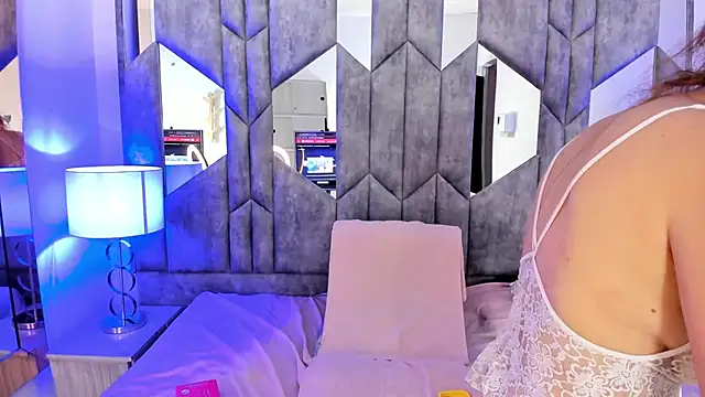 Snapshot of BestLadyMature chatting on 7, 11, 2025 BestLadyMature online show from 7, 11, 2025