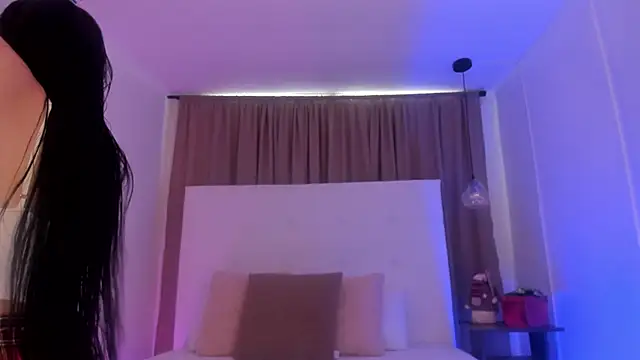 Snapshot of M0lly_Beckers chatting on 6, 11, 2025 M0lly Beckers online show from 6, 11, 2025