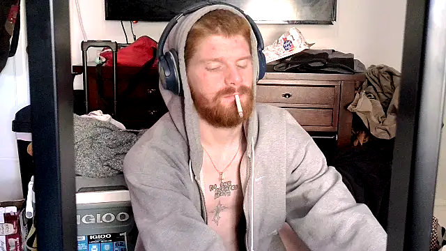 Snapshot of Magnetic127 chatting on 5, 11, 2025 Magnetic127 online show from 5, 11, 2025