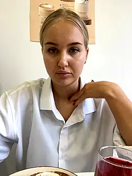 CandyVice online show from 4, 11, 2025